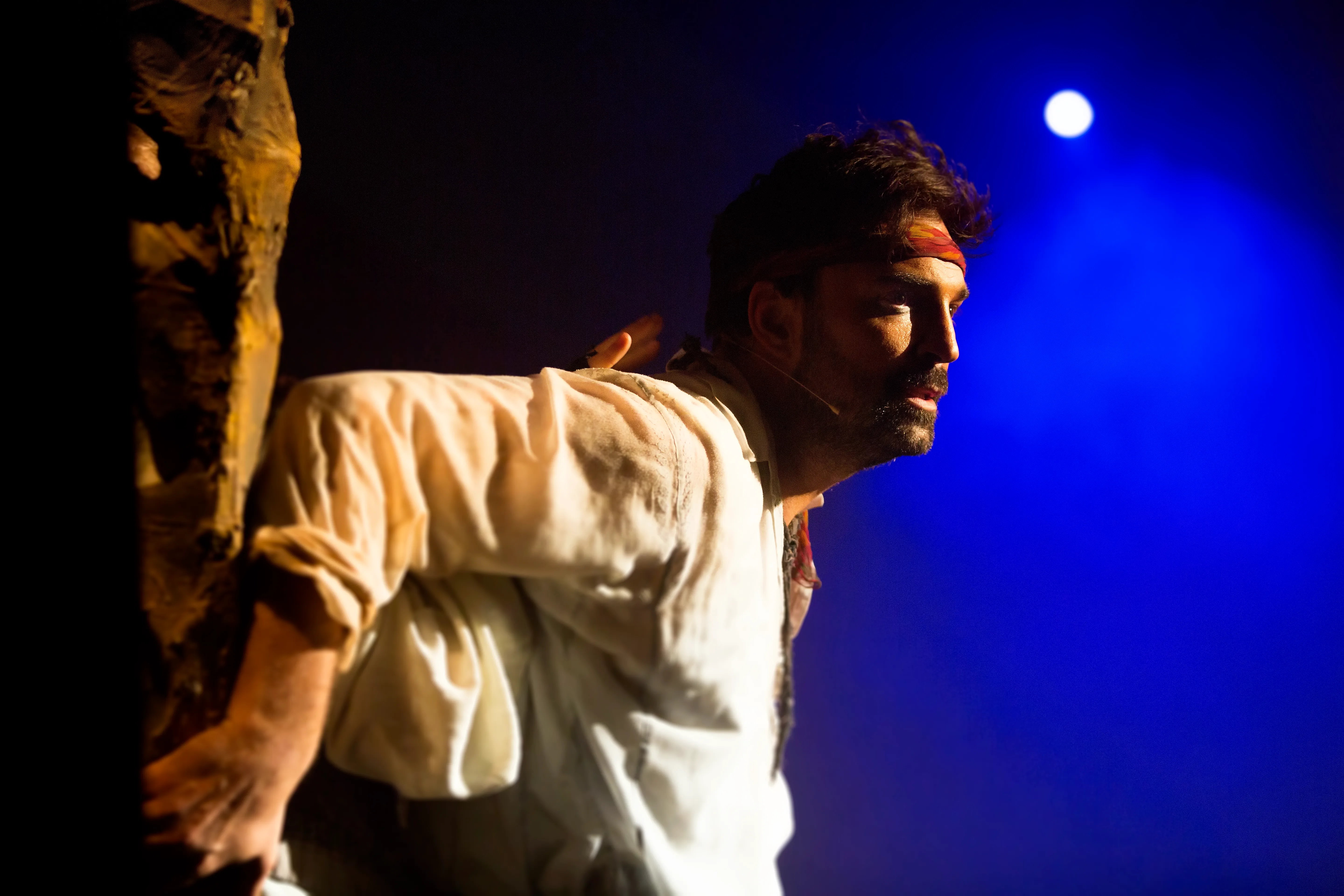 Ivan Bosiljčić as Lojko Zobar